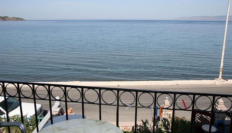 Apartment Toula Petra  Exterior photo